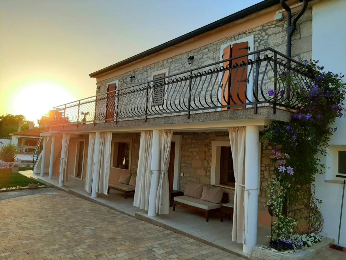 Villa Alma Kastelir Exterior photo