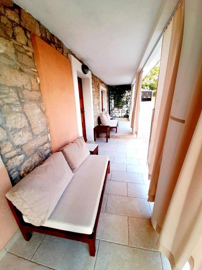 Villa Alma Kastelir Exterior photo