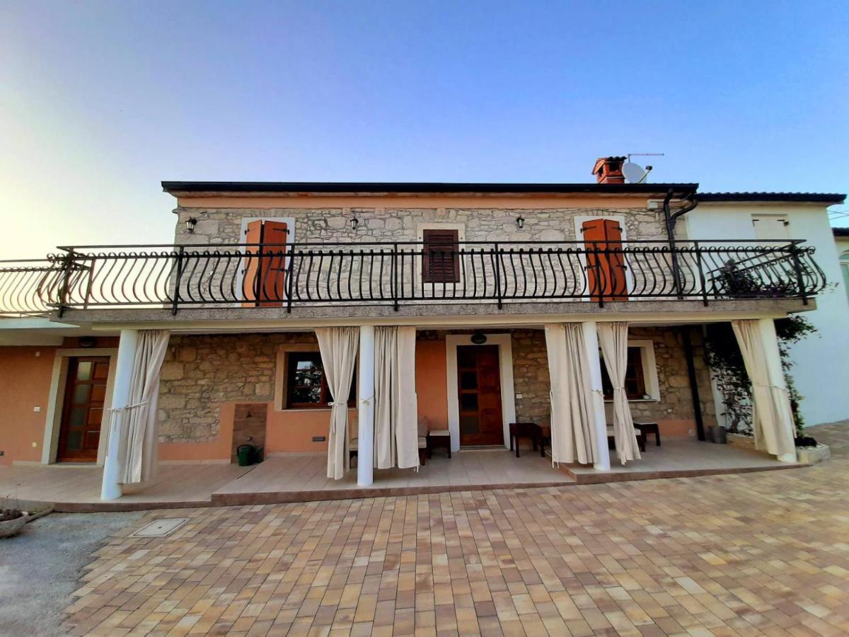 Villa Alma Kastelir Exterior photo