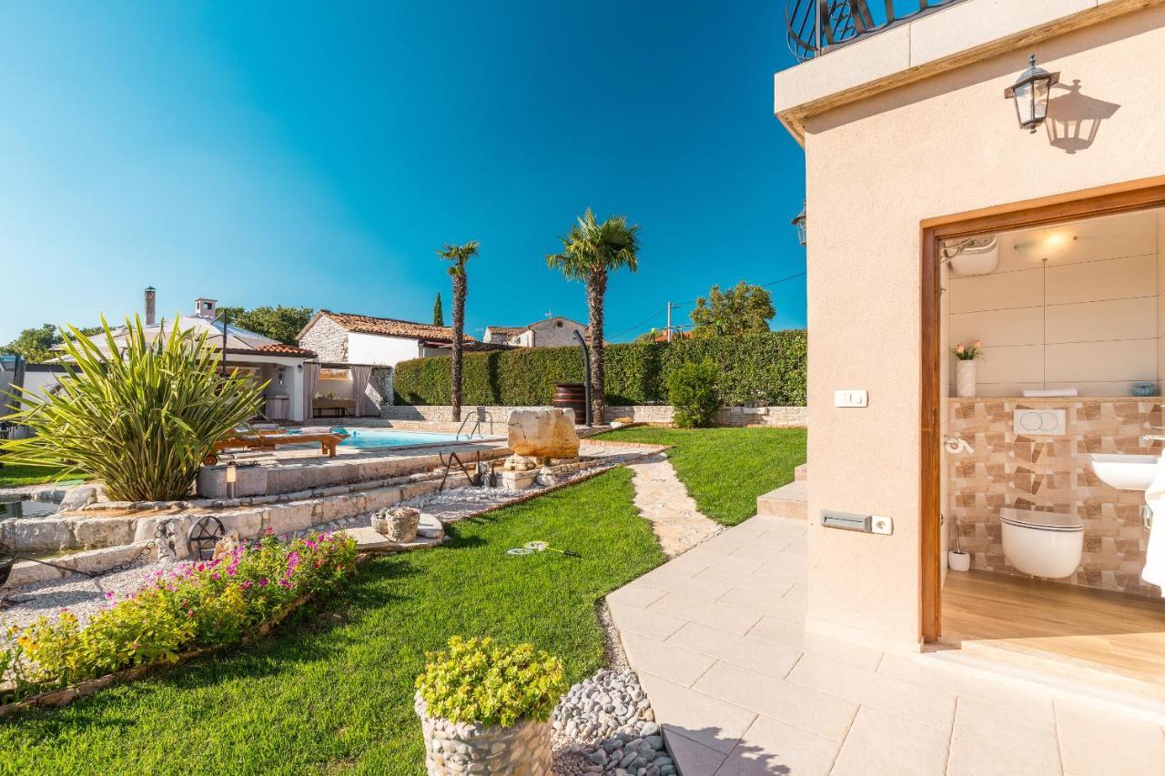 Villa Alma Kastelir Exterior photo
